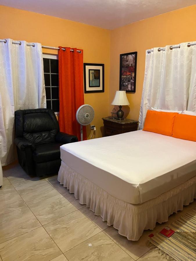 Apartamento Cool Breeze Mobay Montego Bay Exterior foto