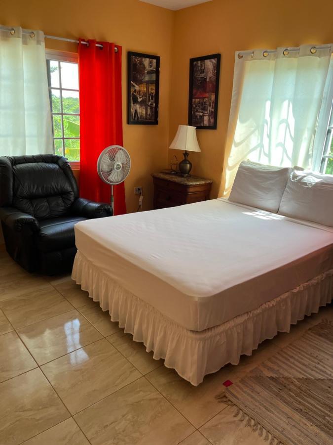 Apartamento Cool Breeze Mobay Montego Bay Exterior foto